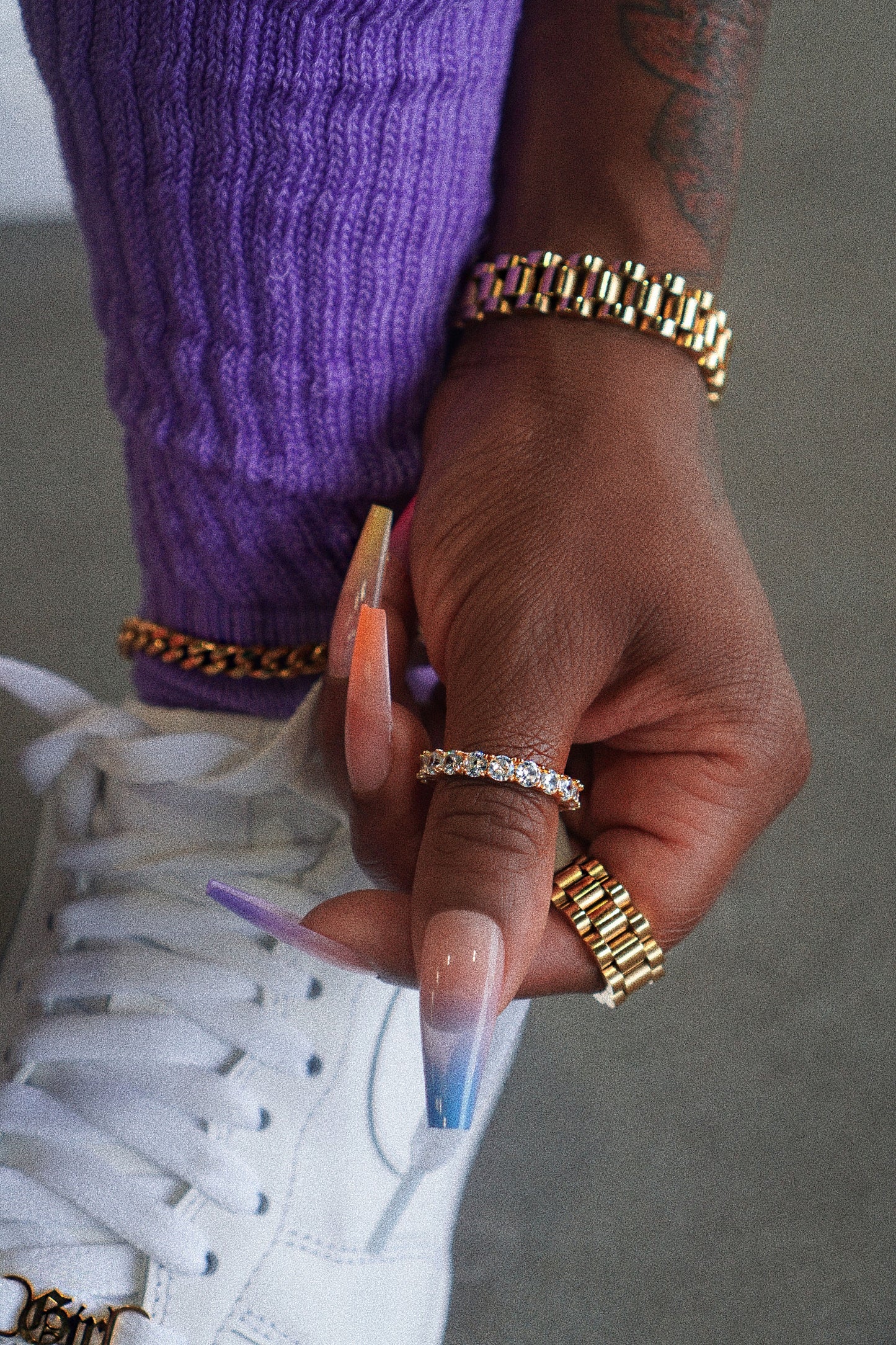 Queen Bee Rollie Ring
